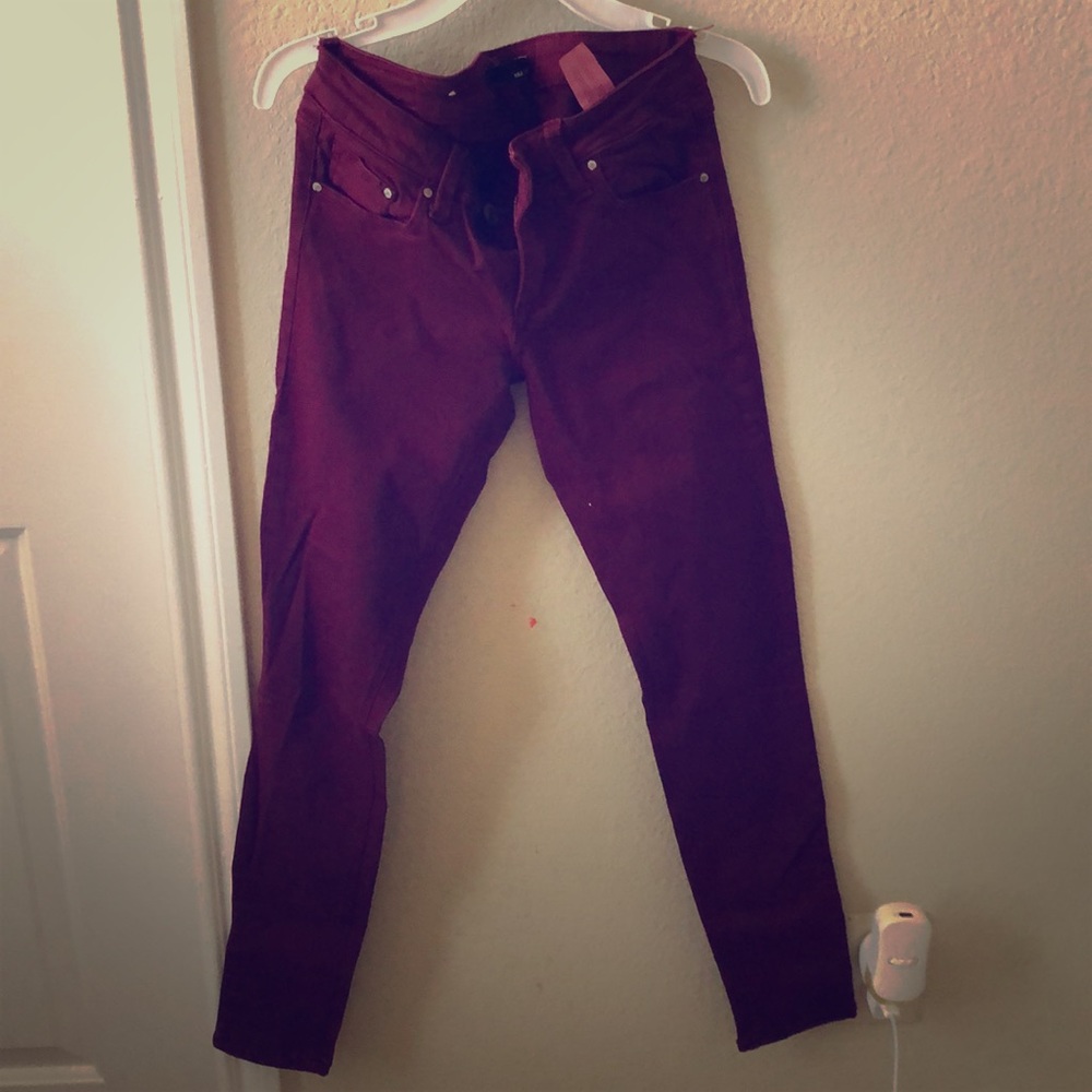Red skinny jeans